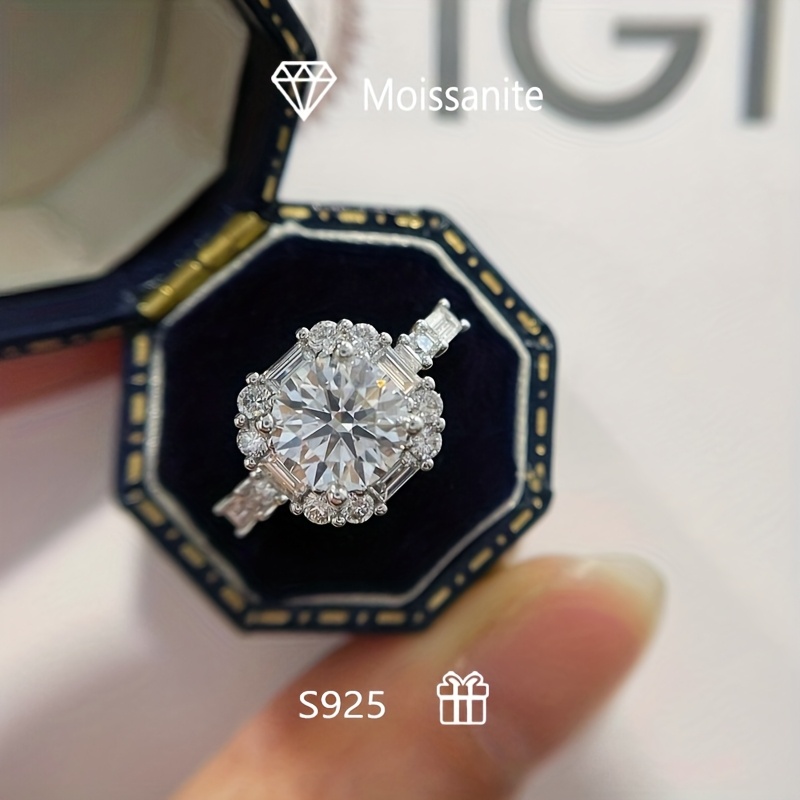 Women's 2 Carat Elegant Luxury Moissanite Ring